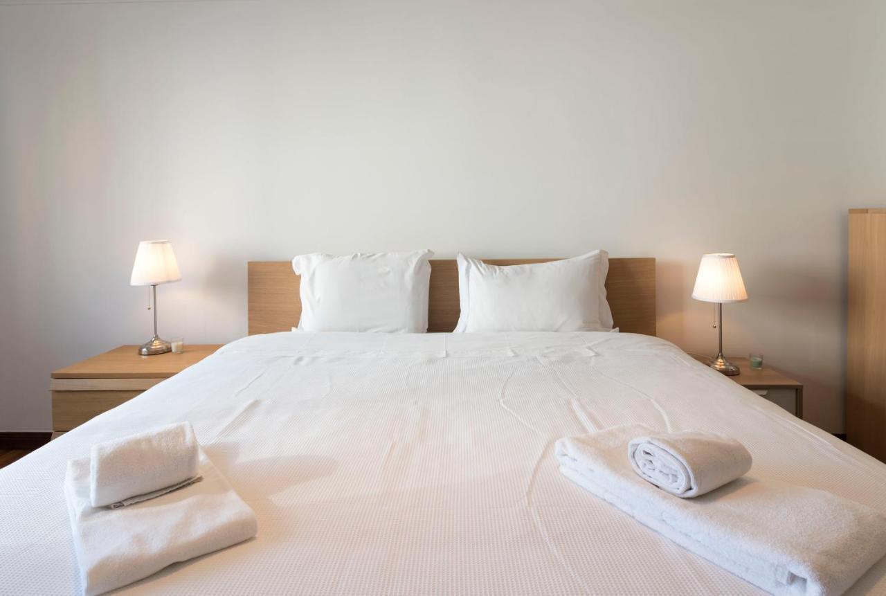 Lovelystay - Charming 3Br Flat W/ Free Parking In Devesas Vila Nova de Gaia Esterno foto