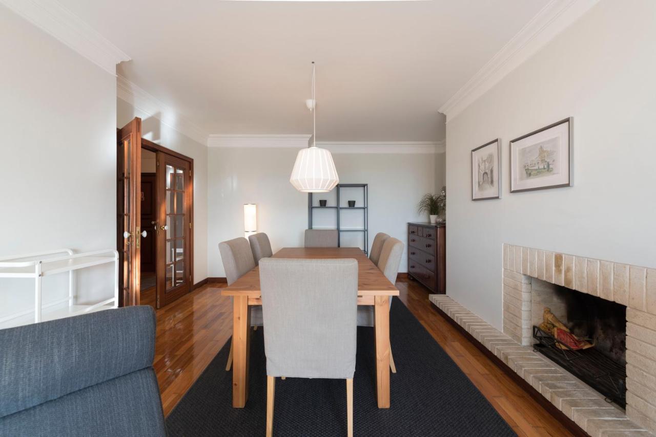 Lovelystay - Charming 3Br Flat W/ Free Parking In Devesas Vila Nova de Gaia Esterno foto